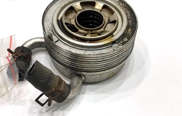 Mitsubishi Outlander Engine oil radiator 