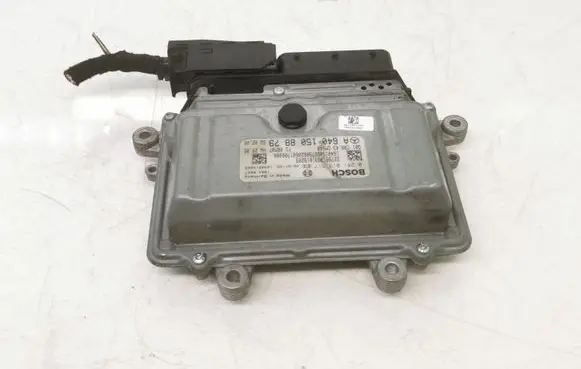 Mercedes-Benz B W245 Engine control unit/module A6401508879 0281013517 1039S14069