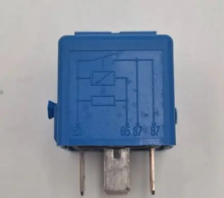 BMW X3 E83 Other relay 6915327 61366915327 61368364581