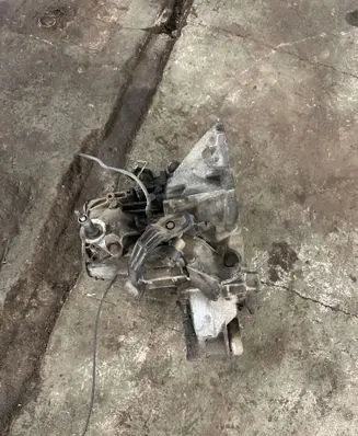 Manual 6 speed gearbox