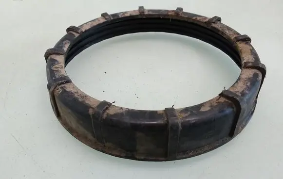 Audi A8 S8 D2 4D In tank fuel pump screw locking ring/nut 