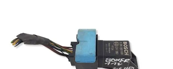 Peugeot Boxer Glow plug pre-heat relay 02810030399 0281003039