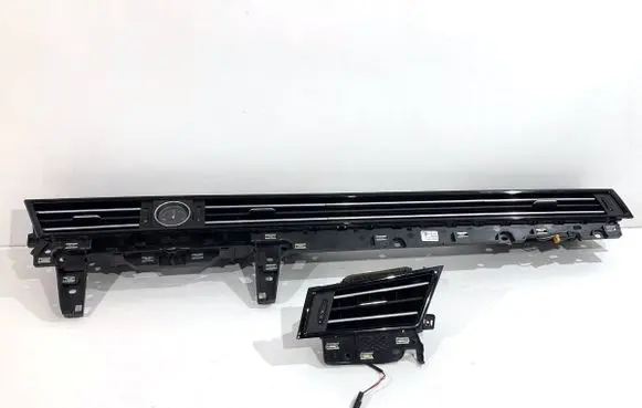 Volkswagen PASSAT B8 Dashboard side air vent grill/cover trim 3G1858416B