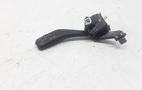Volkswagen Golf Plus Indicator stalk 1K0953513