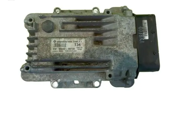 Hyundai Santa Fe Torque split ecu control unit/module 954403B732