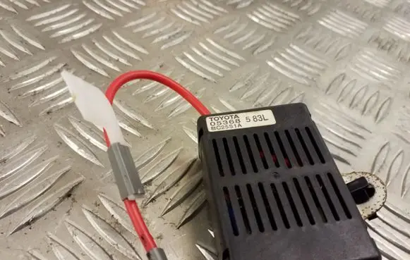 Lexus GS 300 350 430 450H Aerial antenna filter 05368 C25S1A