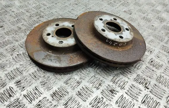 Toyota Prius (XW30) Front brake disc