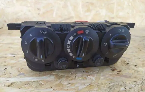 Mercedes-Benz Vaneo W414 Climate control unit EEEEEEEE