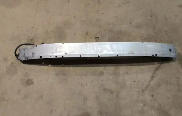 Opel Zafira B Front bumper cross member 