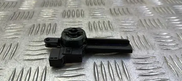 Audi A3 S3 8V Glovebox shock absorber 30538205