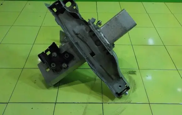 Citroen C4 II Front bumper PRZOD