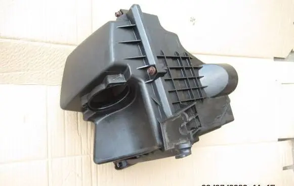 Volvo V50 Air filter box 