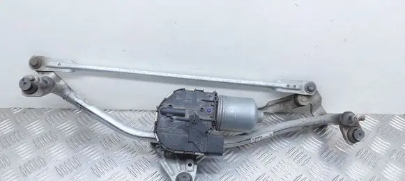 Front wiper linkage and motor