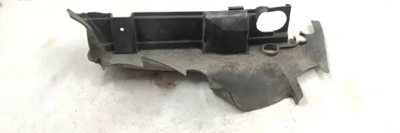 Audi A4 S4 B5 8D Intercooler air channel guide 8d0121283e