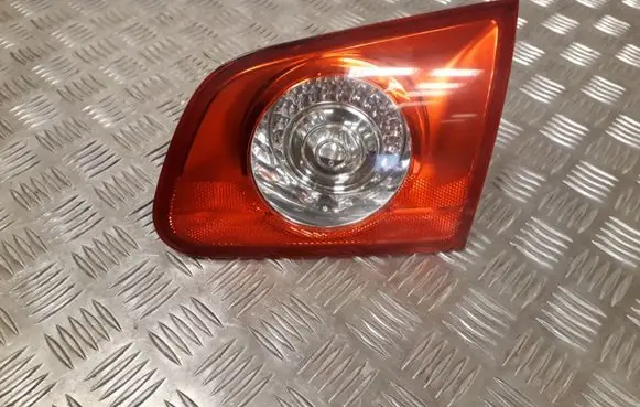 Volkswagen PASSAT B6 Tailgate rear/tail lights 3C9945044