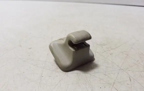 Sun visor clip/hook/bracket
