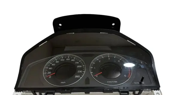 Volvo XC60 Speedometer (instrument cluster) 36002598 69399270U 31270899AA