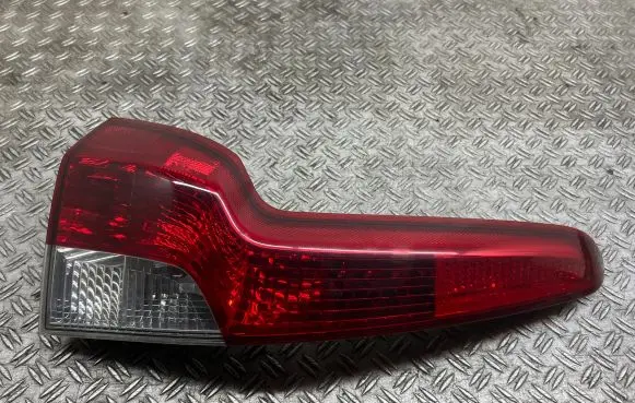 Volvo V50 Rear/tail lights