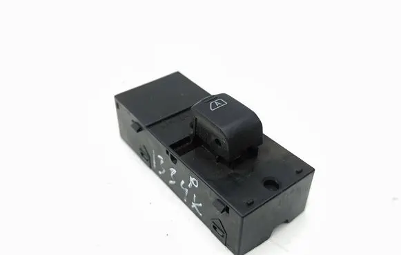 Nissan 350Z Electric window control switch