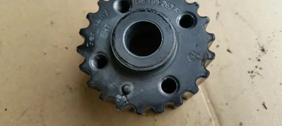 Volkswagen Transporter - Caravelle T5 Crankshaft gear 038105263H