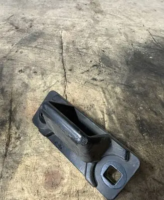 Renault Master III Sliding door middle rail 824766422R