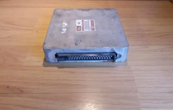 Opel Calibra Engine control unit/module 90347671