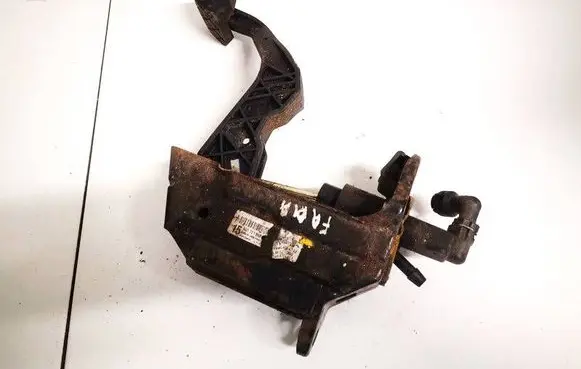 Skoda Fabia Mk1 (6Y) Clutch pedal 6q2721059
