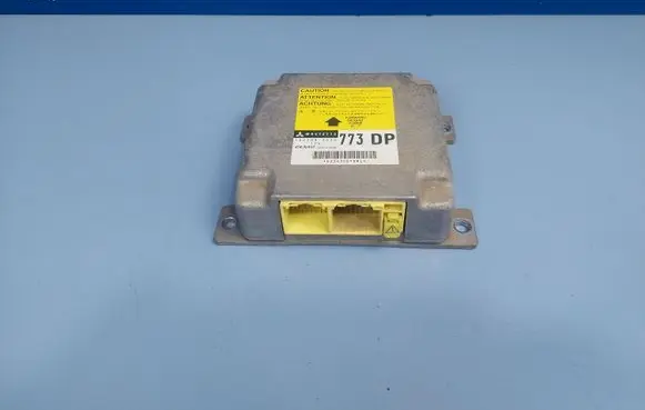 Mitsubishi Pajero Airbag control unit/module MR472773 1523003430