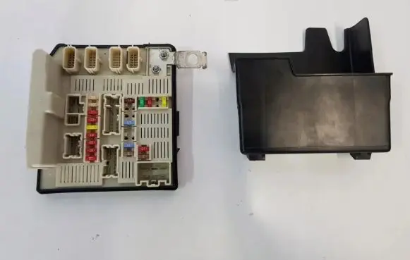 Renault Megane II Fuse box set