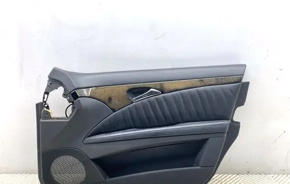 Mercedes-Benz E W211 Front door card panel trim 