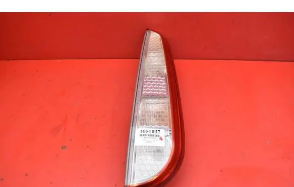 Ford Focus C-MAX Rear/tail lights 8M5113404C