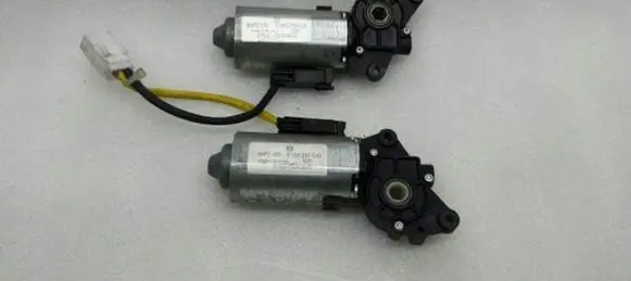Jaguar S-Type Steering column adjust motor XR83592 XR83591