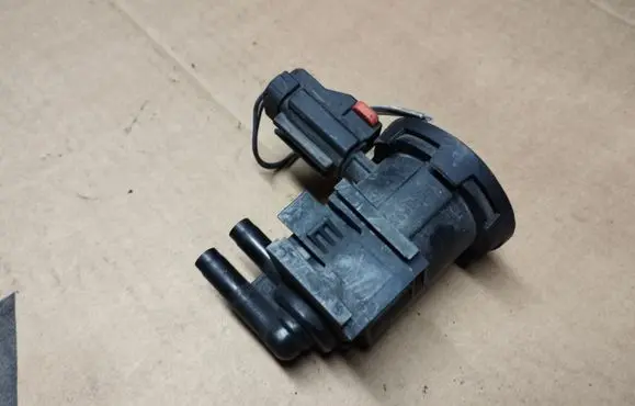 Dodge Caliber Valve vacuum 