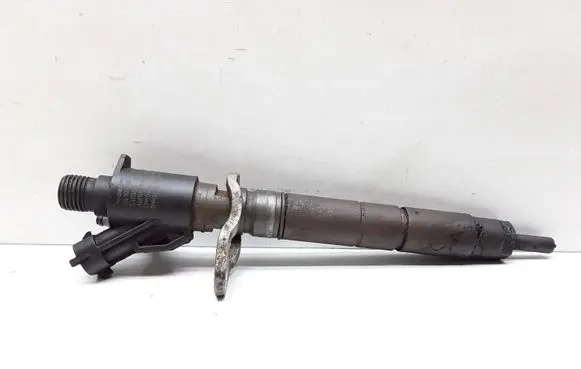 Volvo V60 Fuel injector 31303238 0445116046