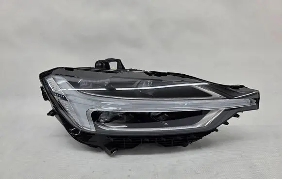 Volvo XC60 Headlight/headlamp 32133545 SP32133545