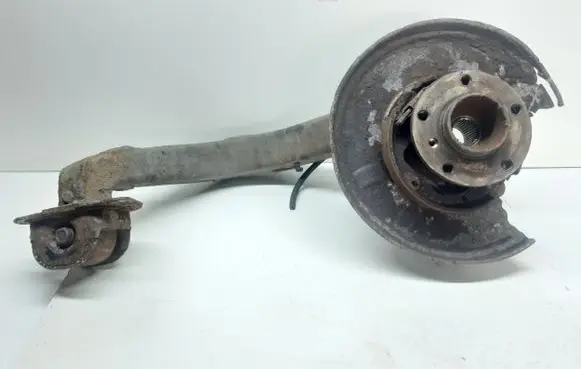 BMW X3 E83 Rear wheel hub spindle/knuckle 3413252