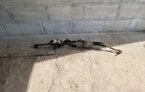 BMW 5 F10 F11 Steering rack 685813701 7806974796
