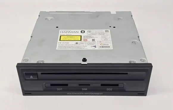 Volkswagen Touareg II Navigation unit CD/DVD player 7P6035670J