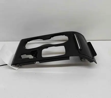Other center console (tunnel) element