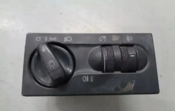 Volkswagen Golf II Light module LCM