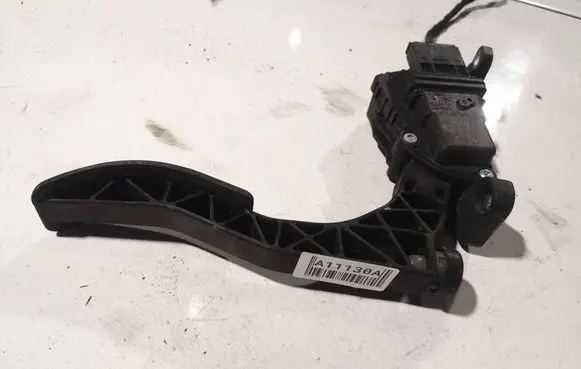 Audi A6 S6 C6 4F Accelerator throttle pedal 
