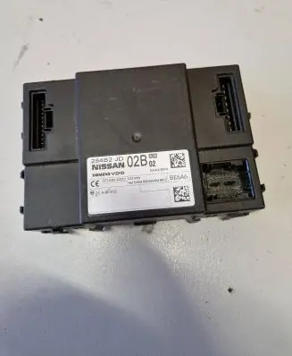 Nissan Qashqai Comfort/convenience module 284B2JD02B 5WK49374
