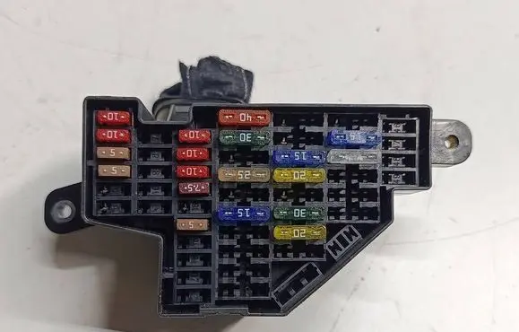 Volkswagen Scirocco Fuse box set AF4FAW51F