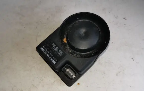 Audi A6 S6 C7 4G Alarm system siren 1K0951605C