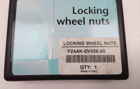 Nuts/bolts