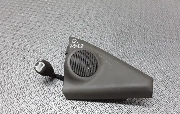 Hyundai Santa Fe Front door high frequency speaker 8766026020TI