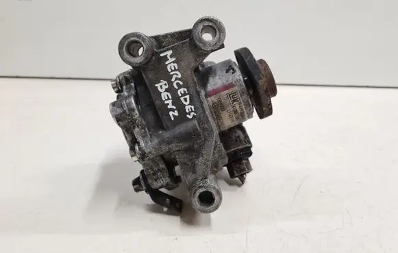 Mercedes-Benz C W203 Power steering pump 0024669301 6128 LH2110072
