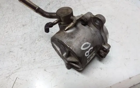 Mazda 6 Vacuum pump RF5C18G00 X2T58172
