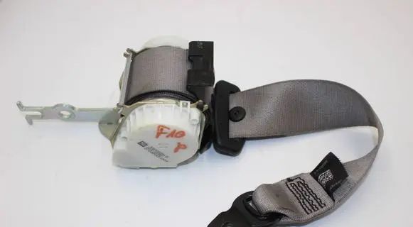 BMW 5 F10 F11 Rear seatbelt 9163239