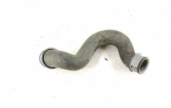 Mercedes-Benz CLS C218 X218 Engine coolant pipe/hose DALISID4353 2045013482 A2045013482